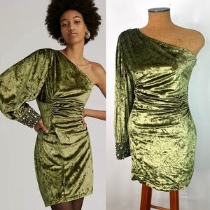 New Anthropologie Nirmooha One-Shoulder Green Velvet Mini Dress 8 Beaded Cuff